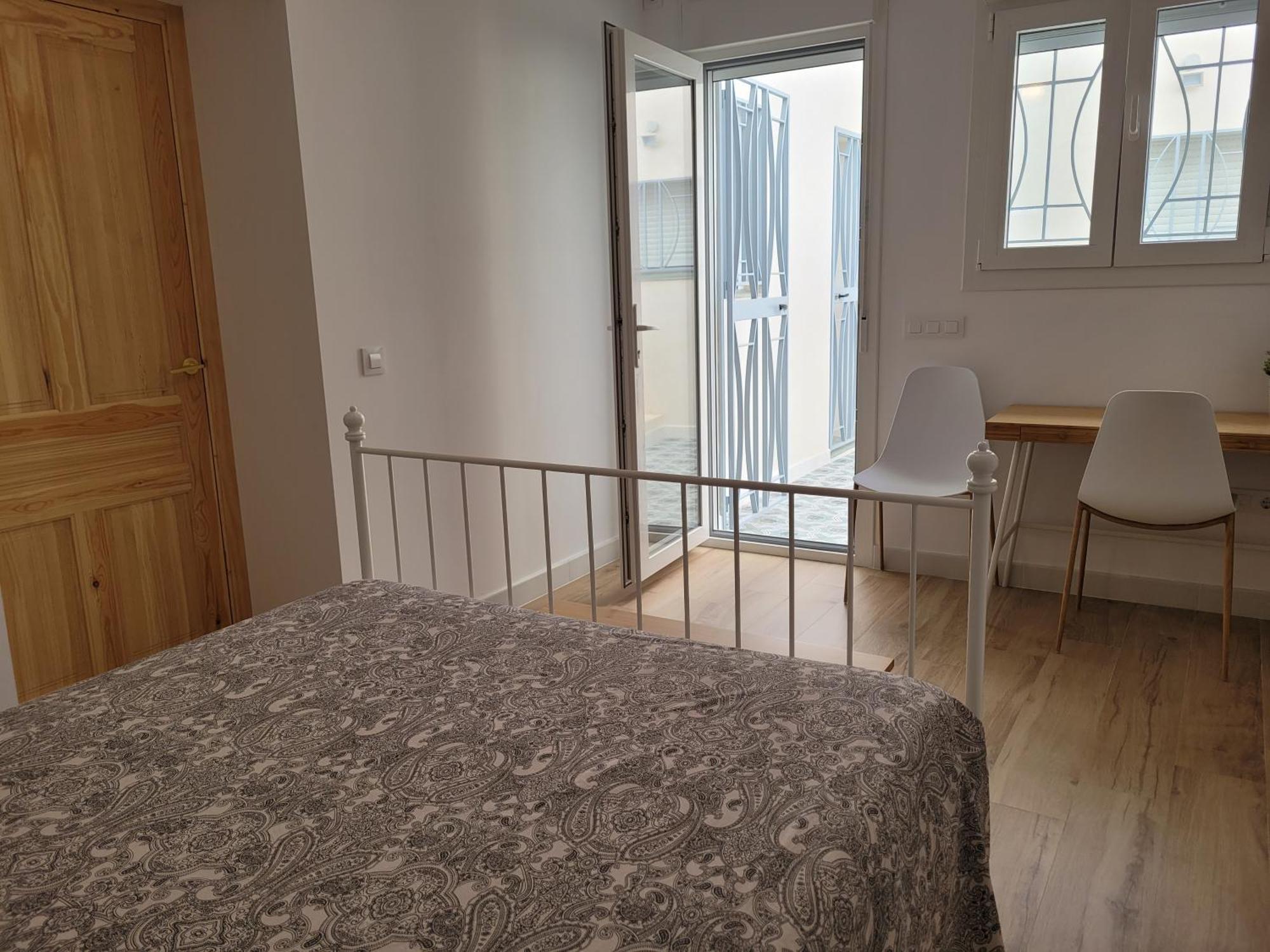Apartamento Con Wifi, Patio Y Garaje Privado Alcalá de Guadaira Exterior foto